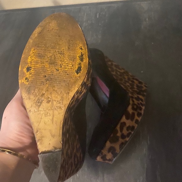 Nine West leopard wedges - Picture 3 of 3